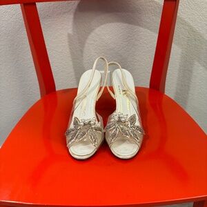 Kushins Amano clear crystal/pearl slingback heels